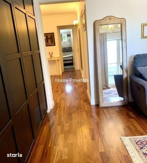 Apartament cu 3 camere decomandat în Tei