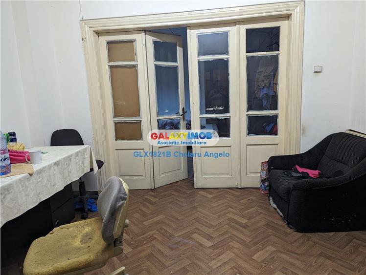 Casă cu 4 camere cu Teren 200 Mp în Ferentari