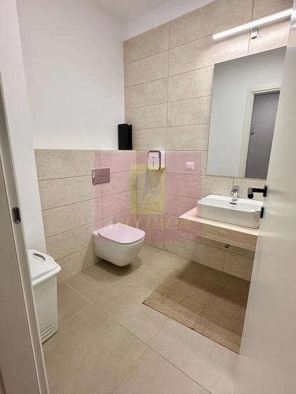 Apartament cu 2 camere semidecomandat în Sebastian