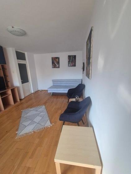 Apartament cu 2 camere, mobilat în Unirii