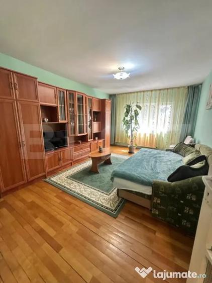 Apartament cu 2 camere semidecomandat în Central