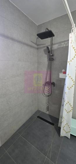 Casă cu 4 camere cu Teren 497 Mp în Central