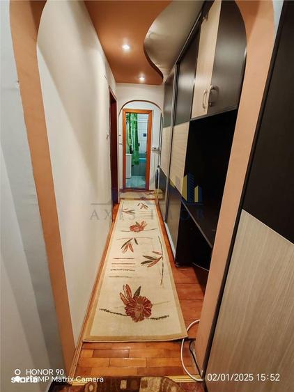 Apartament cu 3 camere decomandat în Unirii Sud