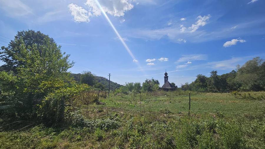 Teren Construcții intravilan de 3430 mp, în Margina