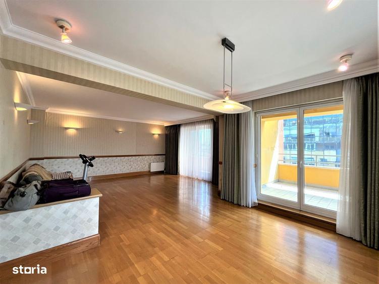Apartament cu 3 camere decomandat în Aviatorilor