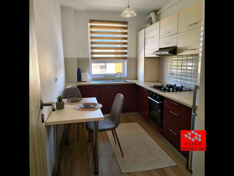 Apartament cu 2 camere decomandat în Tractorul