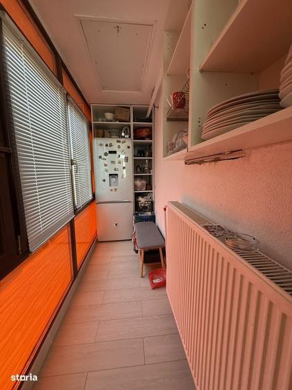 Apartament cu 4 camere decomandat în Central