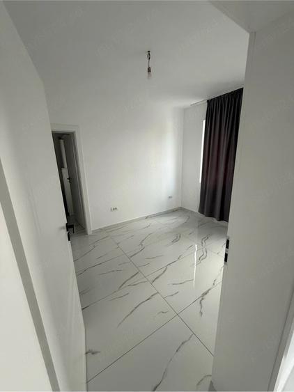 Casa de inchiriat Giroc 3 dormitoare , birou , living+bucatarie - 1