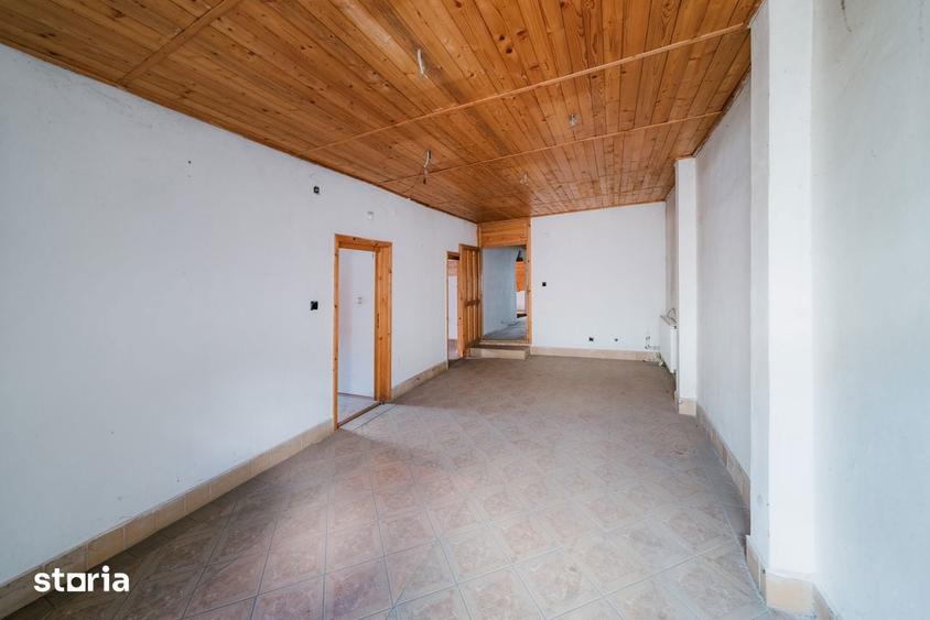 Casă cu Teren 597 Mp în Central
