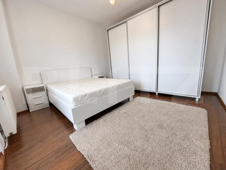 Apartament cu 2 camere decomandat, mobilat în Central