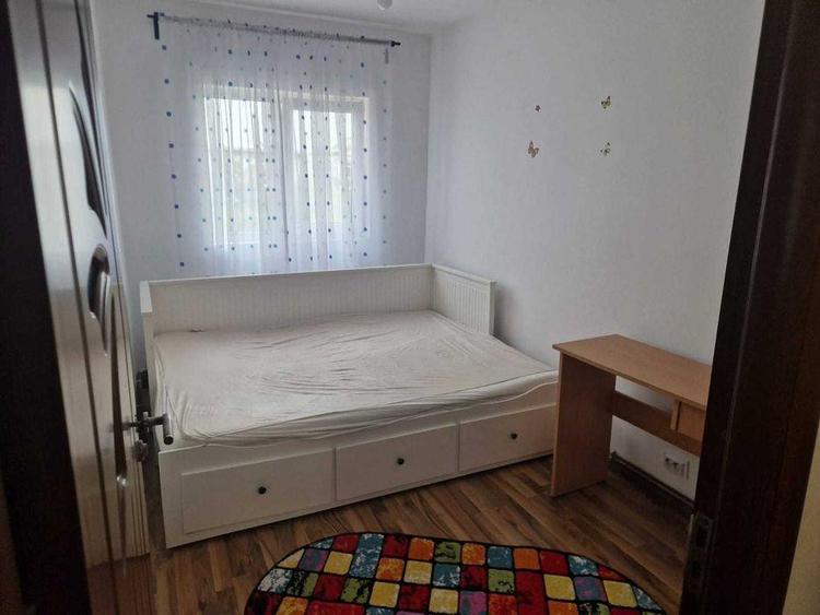 Apartament cu 3 camere decomandat în Alexandru cel Bun