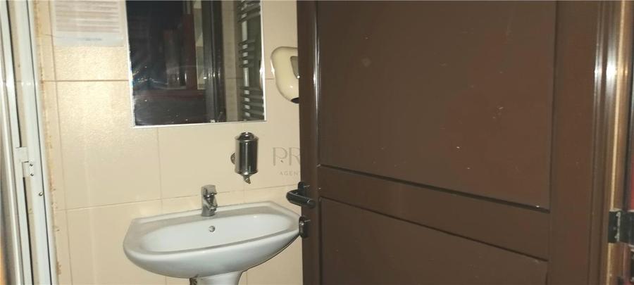 Spațiu comercial, de 40 mp, în Complex Studențesc