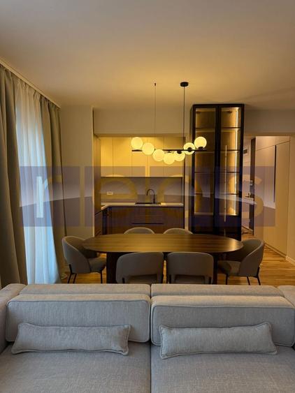 Apartament cu 3 camere, mobilat în Străulești