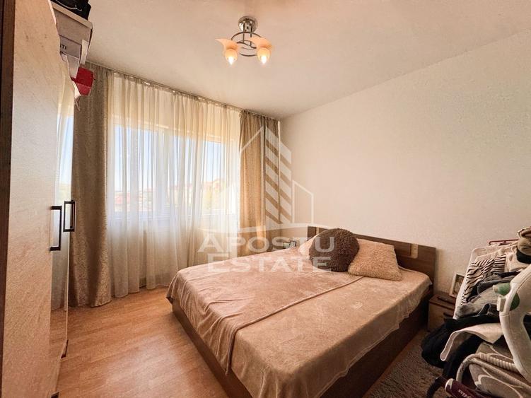 Apartament cu 4 camere decomandat, mobilat în Șagului