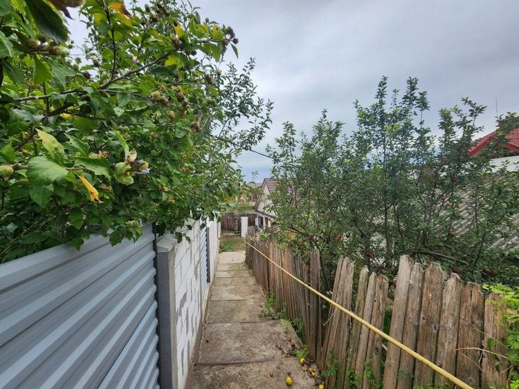 Casă individuală cu 3 camere cu Teren 250 Mp în Valea Adâncă