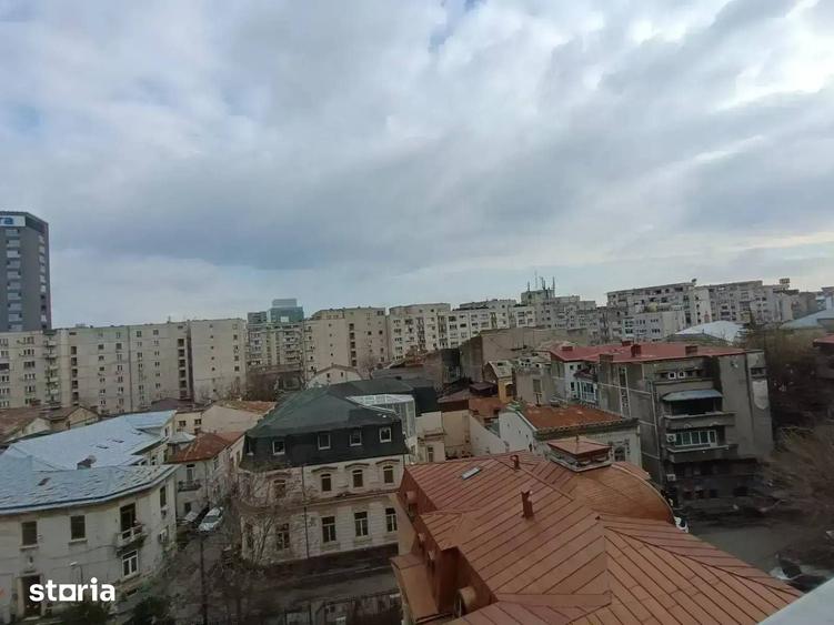 Apartament cu 3 camere în Centrul Istoric