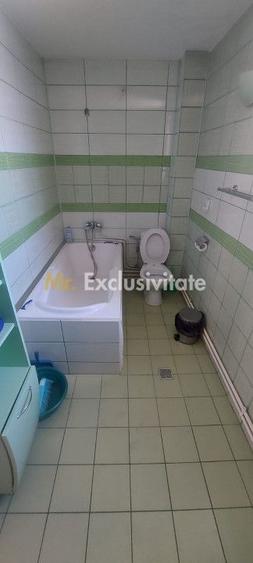 Hotel/Pensiune, de 175 mp, în Baia de Fier