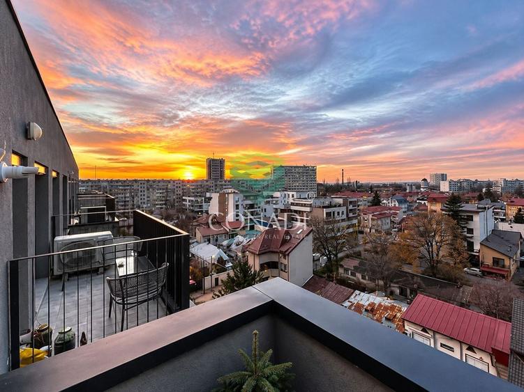 Apartament cu 4 camere decomandat în Domenii