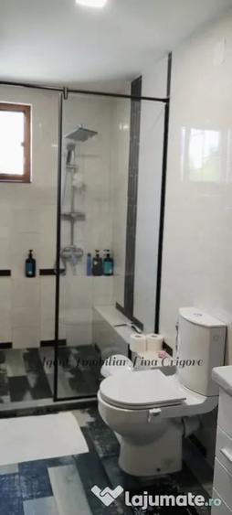 Casă cu 7 camere în Câmpineanca