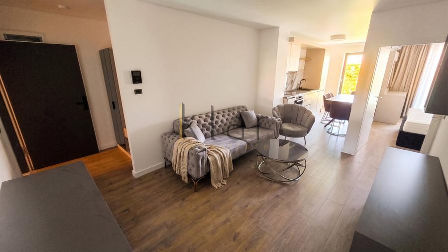 Apartament cu 2 camere semidecomandat, mobilat în Zorilor