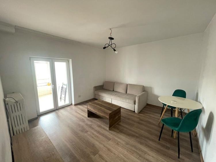 Apartament 2 camere semidecomandat, 40 mp, zona Romană/Victoriei V21 - 1