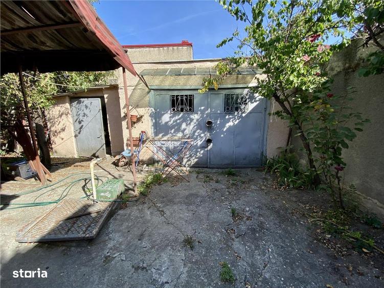Casă cu 4 camere cu Teren 357 Mp în Lipovei