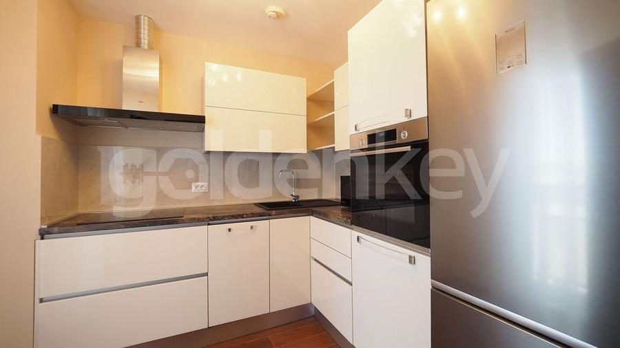 Apartament cu 3 camere semidecomandat, mobilat în Herăstrău