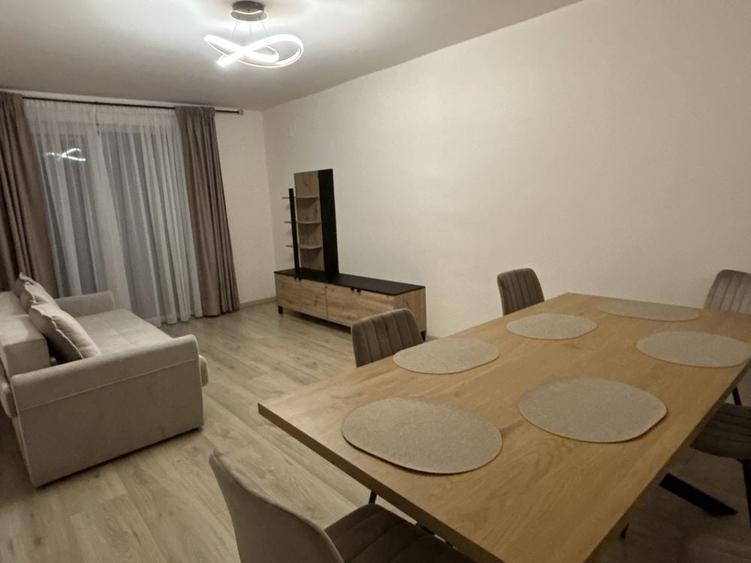 Apartament cu 2 camere decomandat în Florești