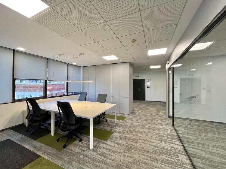 Birou, de 2,617 mp, în Ștefan cel Mare