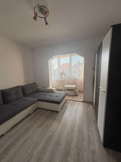 Apartament cu 2 camere decomandat în Unirii