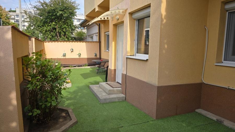 Apartament cu 4 camere decomandat, mobilat în Domenii