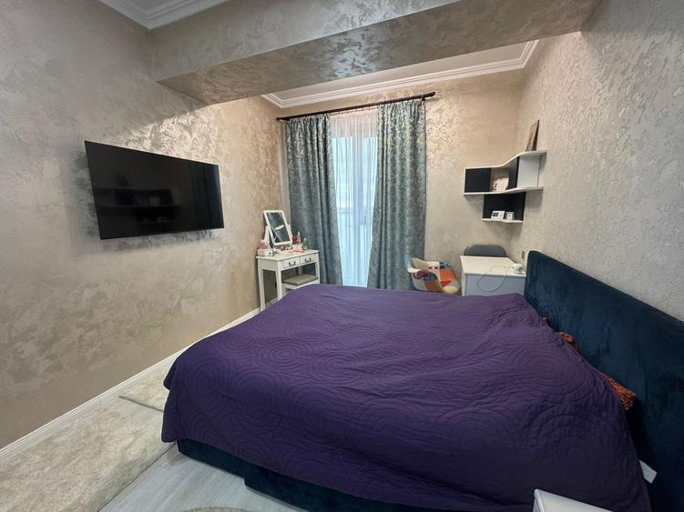 Apartament cu 3 camere în Universitate