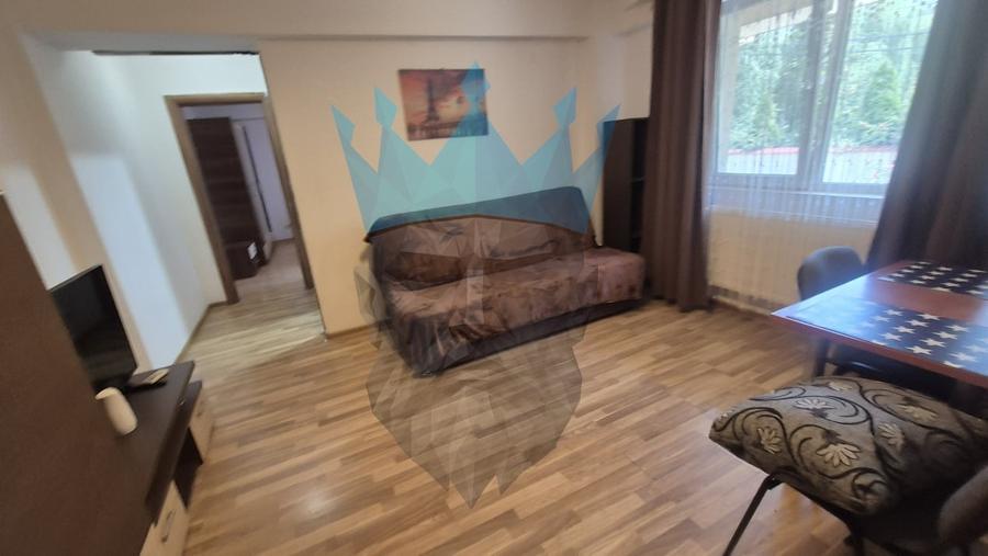 Apartament cu 2 camere nedecomandat, mobilat în Sălăjan