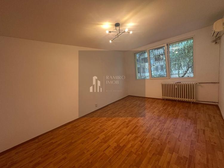 Garsonieră decomandată în Brâncoveanu