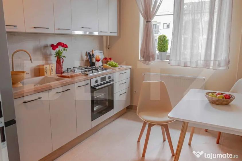 Apartament cu 2 camere semidecomandat în Borhanci