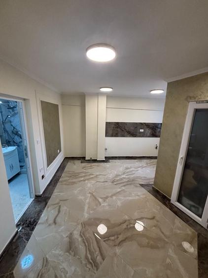 Garsonieră decomandată în Rogerius