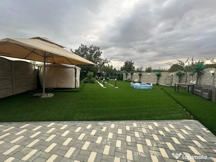 Casă cu 7 camere cu Teren 923 Mp în Chițorani