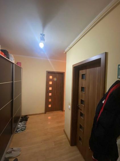 Apartament cu 2 camere decomandat în Exterior Vest