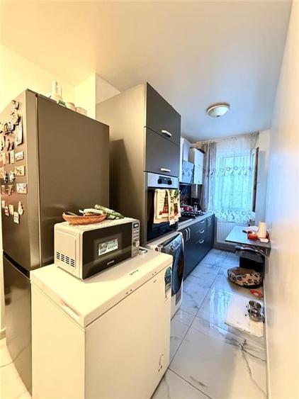 Apartament cu 2 camere semidecomandat în Valenta