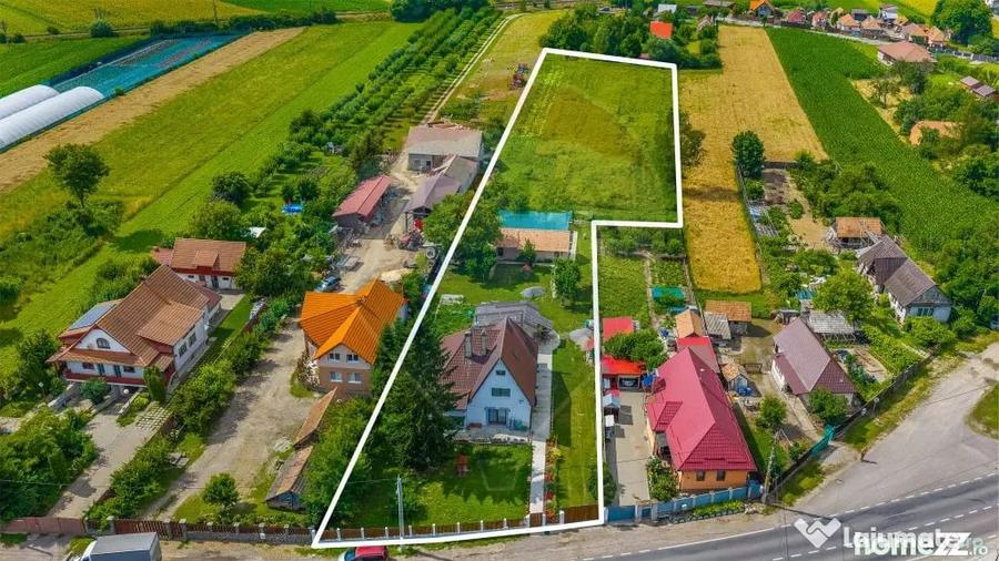 Casă cu 3 camere cu Teren 7150 Mp în Ozun