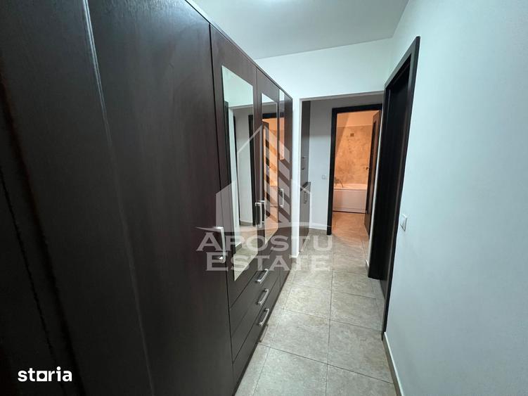 Apartament cu 3 camere decomandat în Dumbrăvița