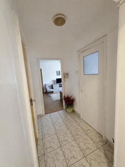 Apartament 3 camere, de inchiriat, Piata Moghioros Dr. Taberei - 1