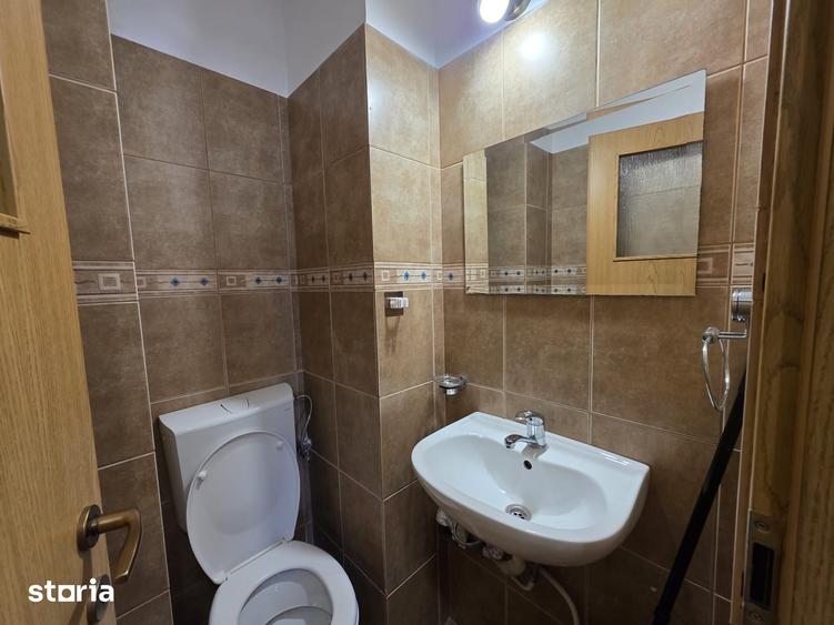Apartament cu 3 camere decomandat în Decebal