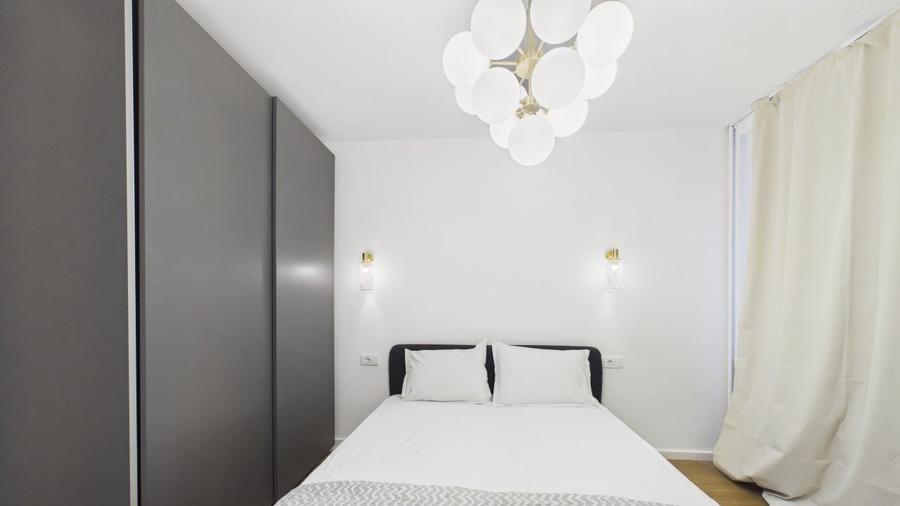 Apartament cu 3 camere, mobilat în 1 Decembrie 1918