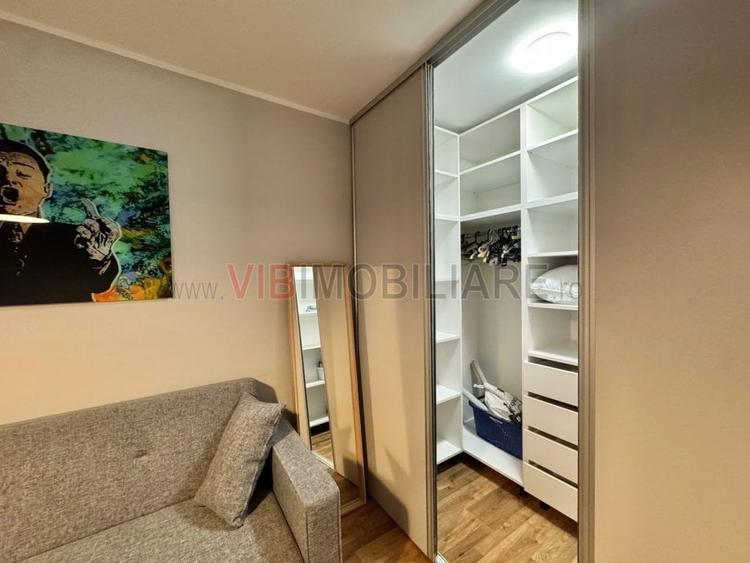 Apartament cu 3 camere semidecomandat în Crângași