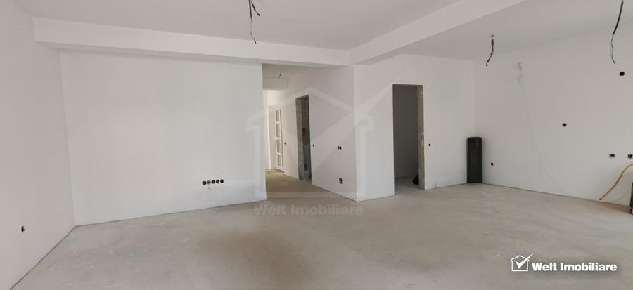 Casă individuală cu 4 camere cu Teren 741 Mp în Dezmir