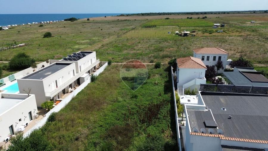 Teren Construcții intravilan de 1500 mp, în Central