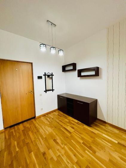 Apartament cu 2 camere semidecomandat, mobilat în Central
