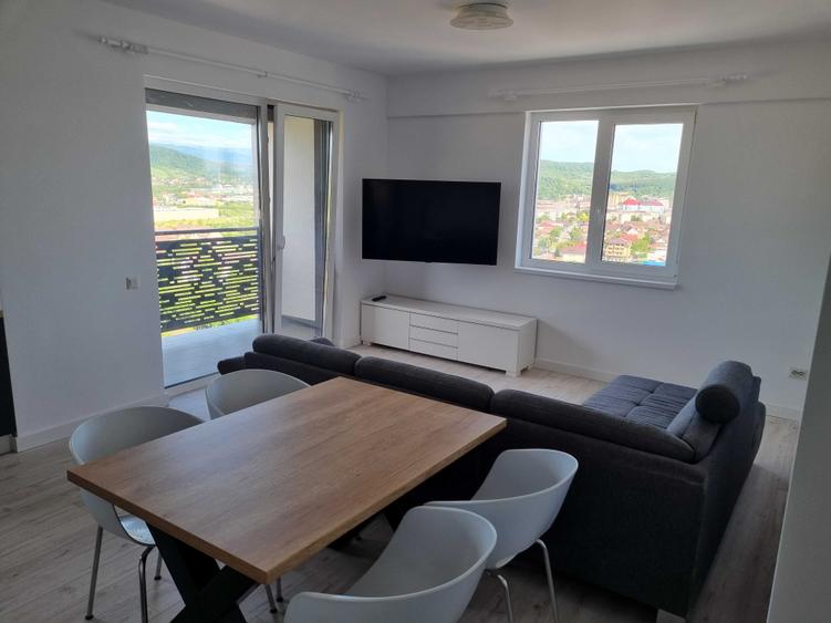 Apartament cu 3 camere în Central
