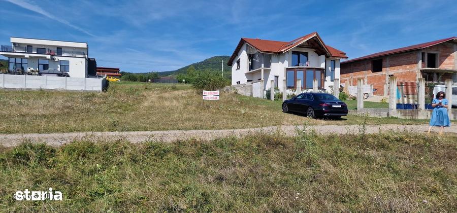 Teren de 485 mp, în Central